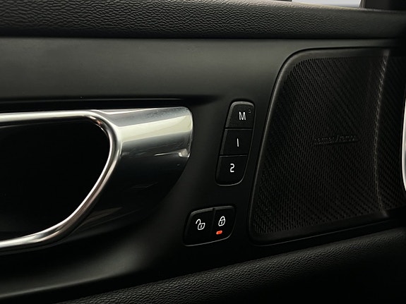 Volvo V60 20 of 30