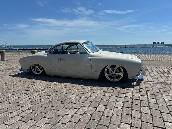 Volkswagen 1200 4 of 5