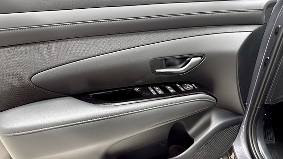 Hyundai Tucson 11 of 12