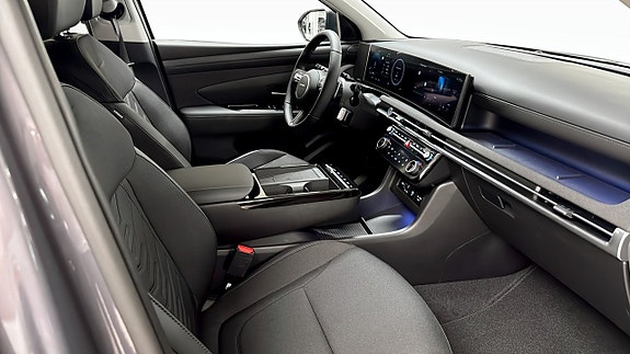 Hyundai Tucson 3 of 5