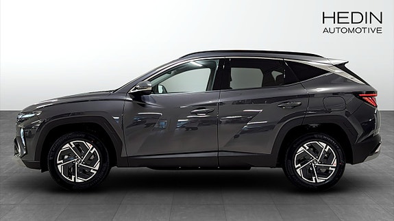 Hyundai Tucson 6 of 12