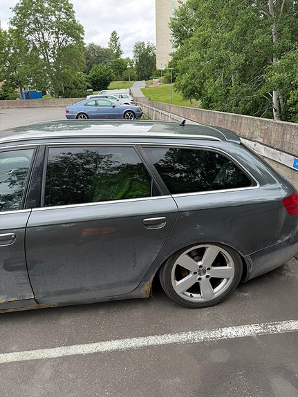 Audi A6 3 of 9