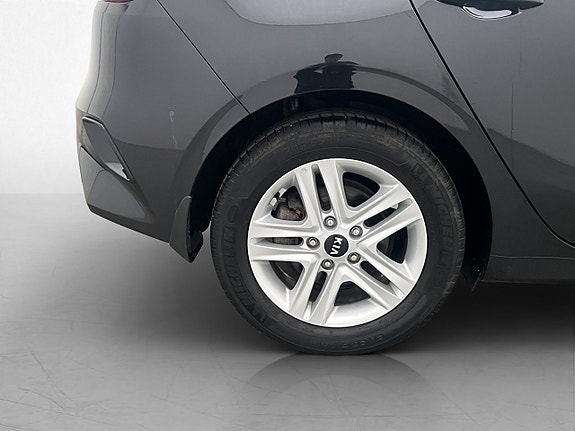 Kia Ceed 28 of 29