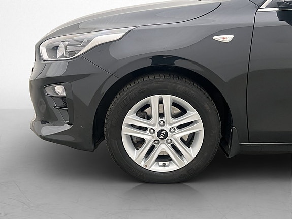 Kia Ceed 26 of 29