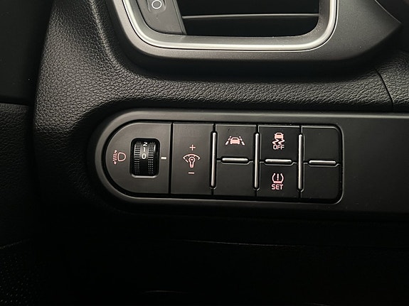 Kia Ceed 14 of 29