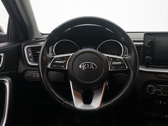 Kia Ceed 13 of 29
