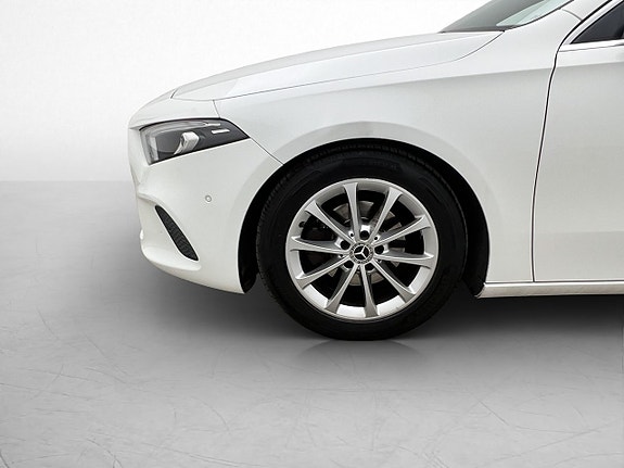 Mercedes-Benz A180 30 of 30