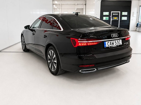 Audi A6 4 of 17