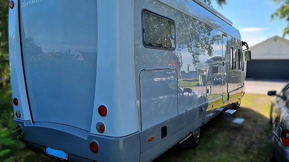 Hymer S820 2 of 7