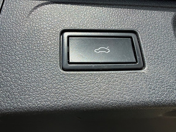 Volkswagen Passat 21 of 21