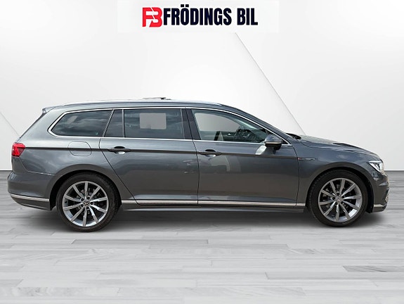 Volkswagen Passat 6 of 21