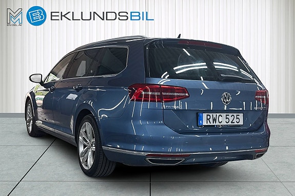 Volkswagen Passat 5 of 18