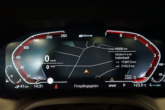 BMW 330e 16 of 25