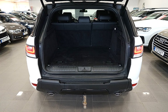 Land Rover Range Rover Sport 6 of 21