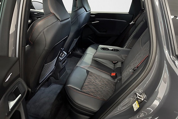 Audi Q6 e-tron 17 of 20