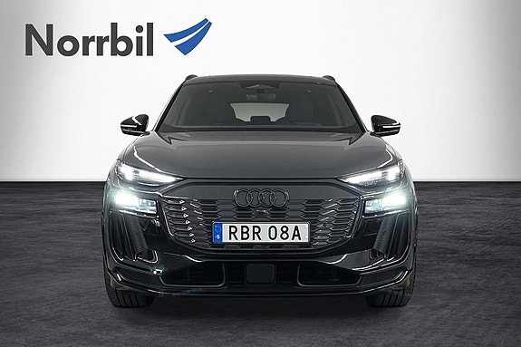 Audi Q6 e-tron 2 of 5