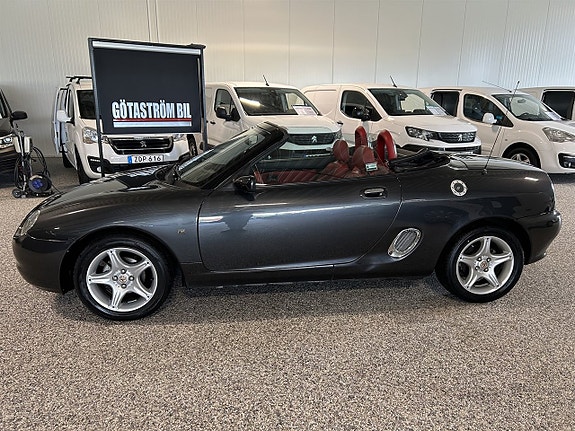 MG F 10 of 22
