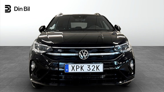 Volkswagen Taigo 4 of 12