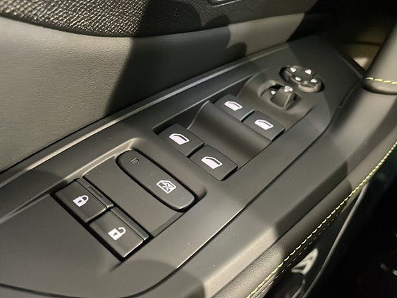 Peugeot 408 17 of 21
