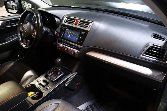 Subaru Outback 15 of 26