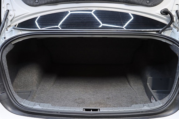 BMW 335i 19 of 30