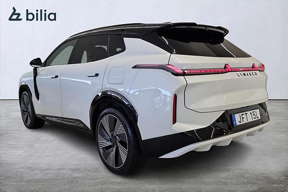 Lynk & Co 08 2 of 5