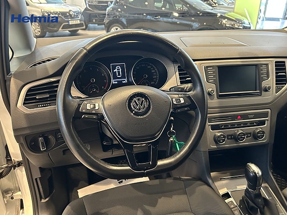 Volkswagen Golf Sportsvan 7 of 13