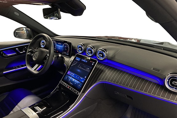 Mercedes-Benz C300 11 of 17
