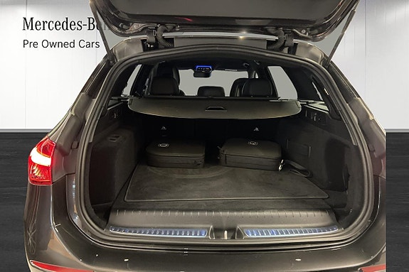 Mercedes-Benz C300 16 of 17
