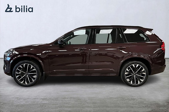 Volvo XC90 2 of 5