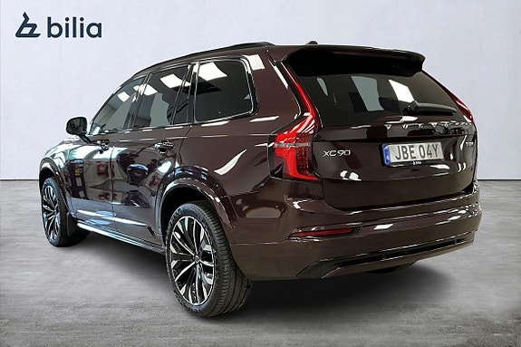 Volvo XC90 4 of 5