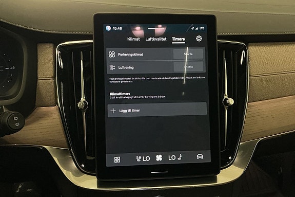 Volvo XC90 29 of 30