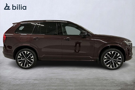 Volvo XC90 5 of 30
