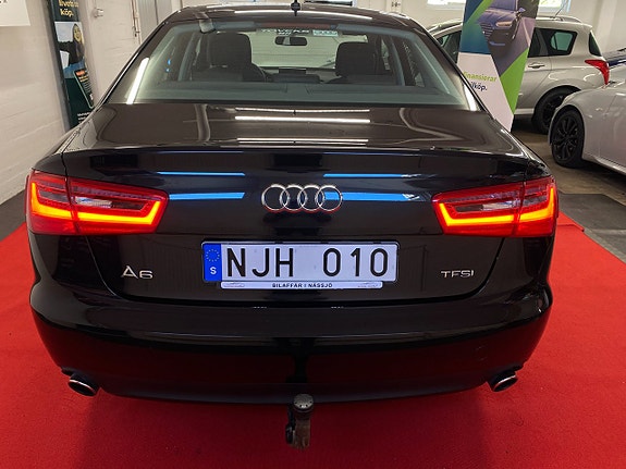 Audi A6 5 of 21