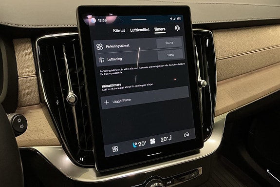 Volvo XC90 25 of 30