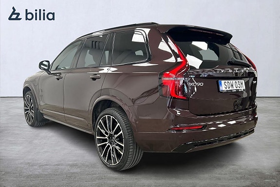 Volvo XC90 2 of 5