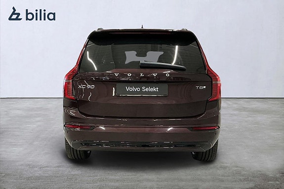 Volvo XC90 8 of 30