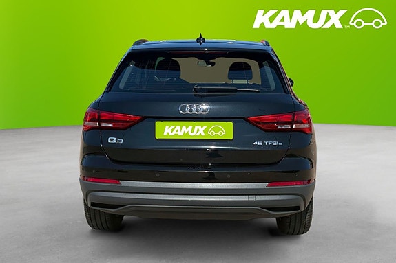 Audi Q3 5 of 26