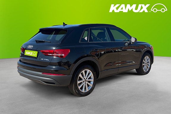 Audi Q3 4 of 26