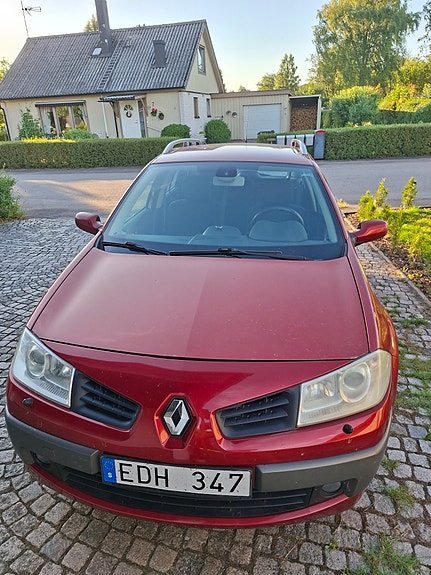 Renault Megane II 3 of 5