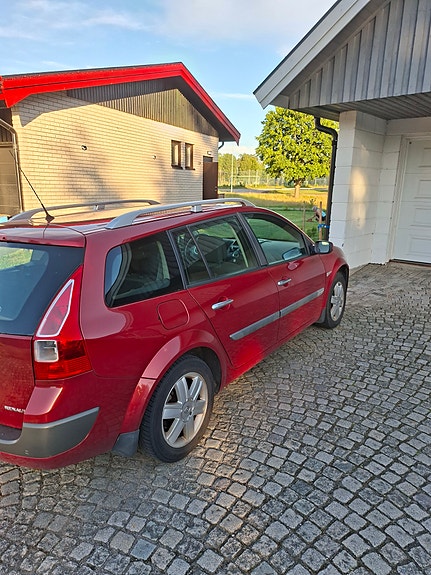 Renault Megane II 4 of 5