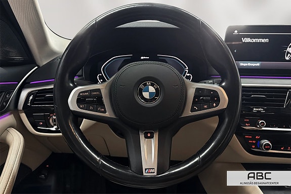 BMW 530e 18 of 30