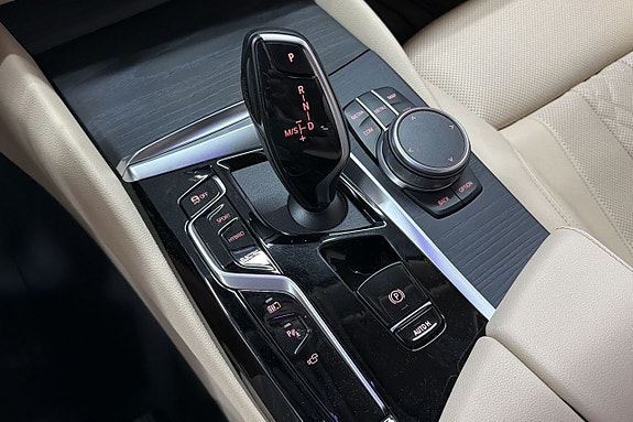 BMW 530e 20 of 30