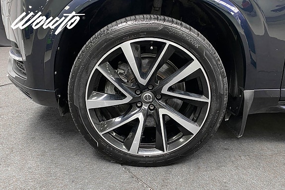 Volvo XC90 23 of 24