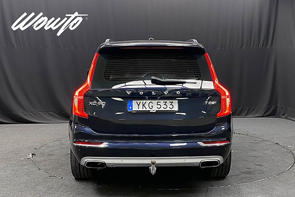 Volvo XC90 6 of 24