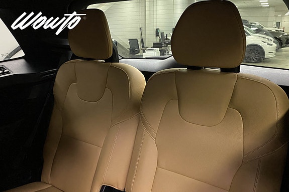 Volvo XC90 15 of 24