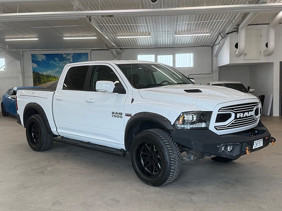 Dodge RAM 1500 4 of 5