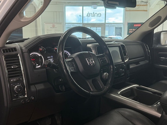 Dodge RAM 1500 7 of 19