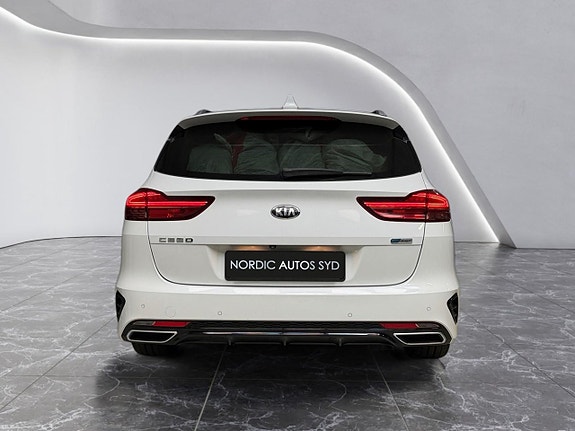 Kia Ceed 4 of 5