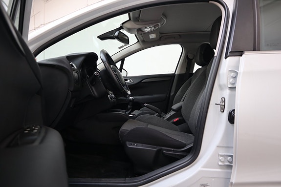 Citroen C4 9 of 21